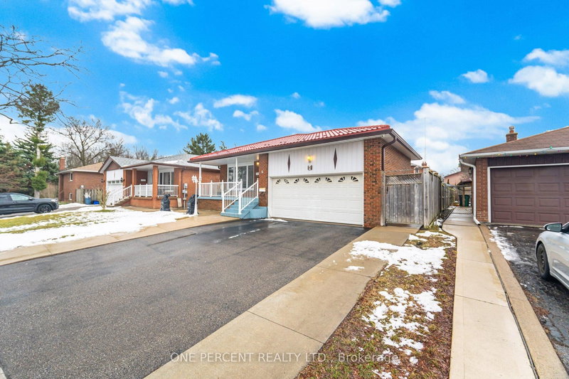 4 Manorcrest St, Brampton, L6S 2W9 | Image 3