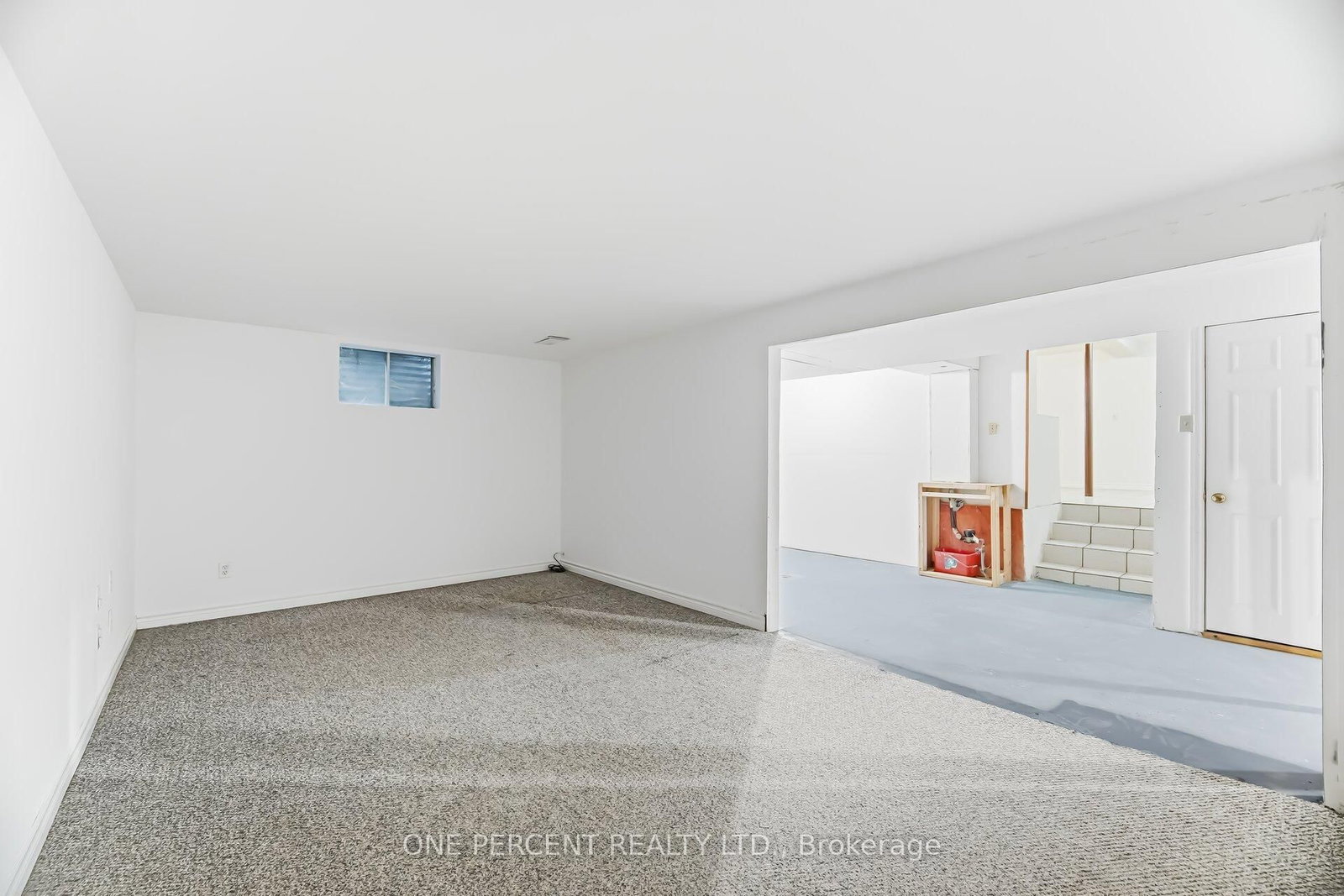 Detached House for sale at 4 Manorcrest Street, Brampton, Ontario, L6S 2W9 - Central Park - MLS: W12894224