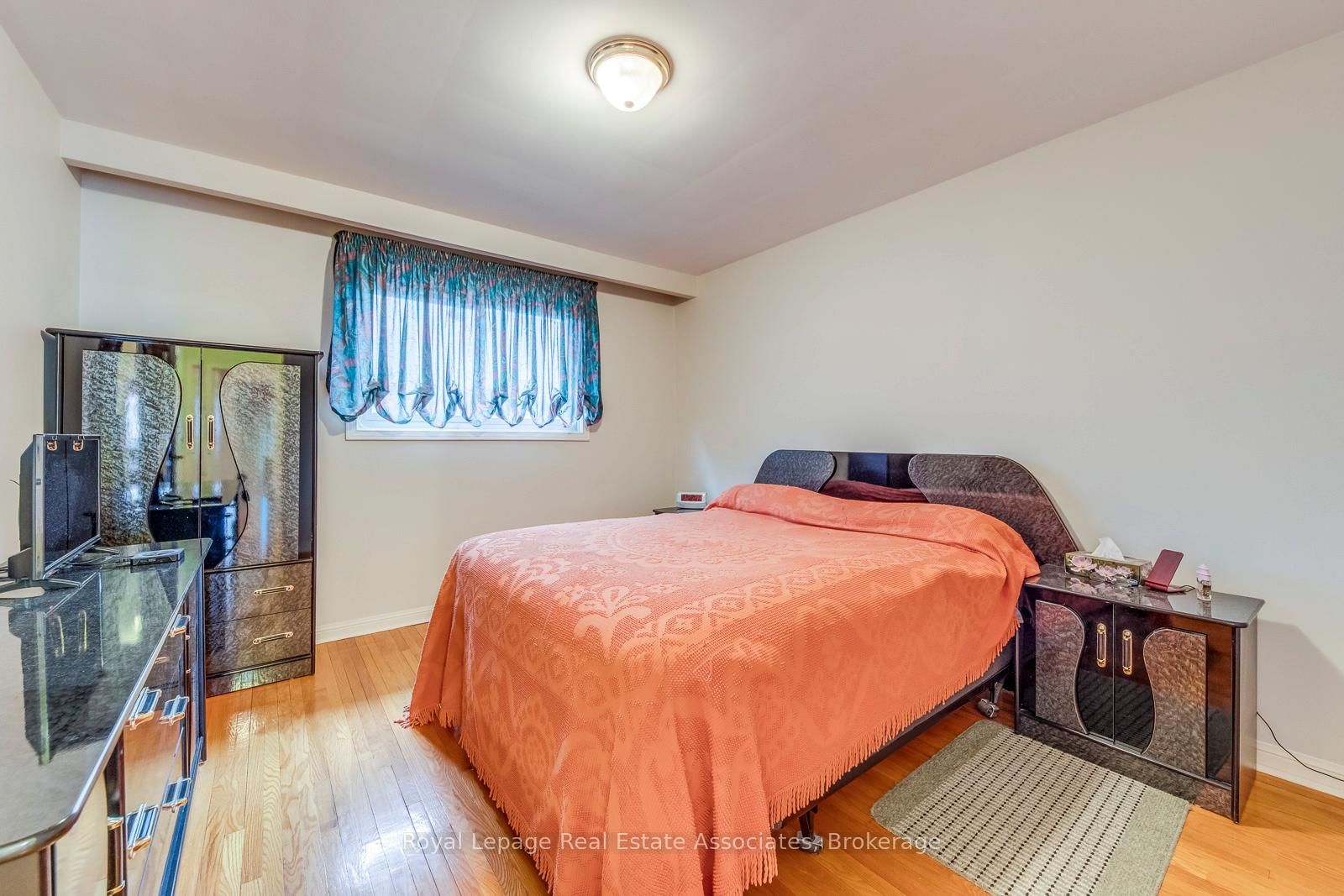 Semi-Detached House for sale at 37 Prouse Drive, Brampton, Ontario, L6V 3A3 - Brampton North - MLS: W12894338