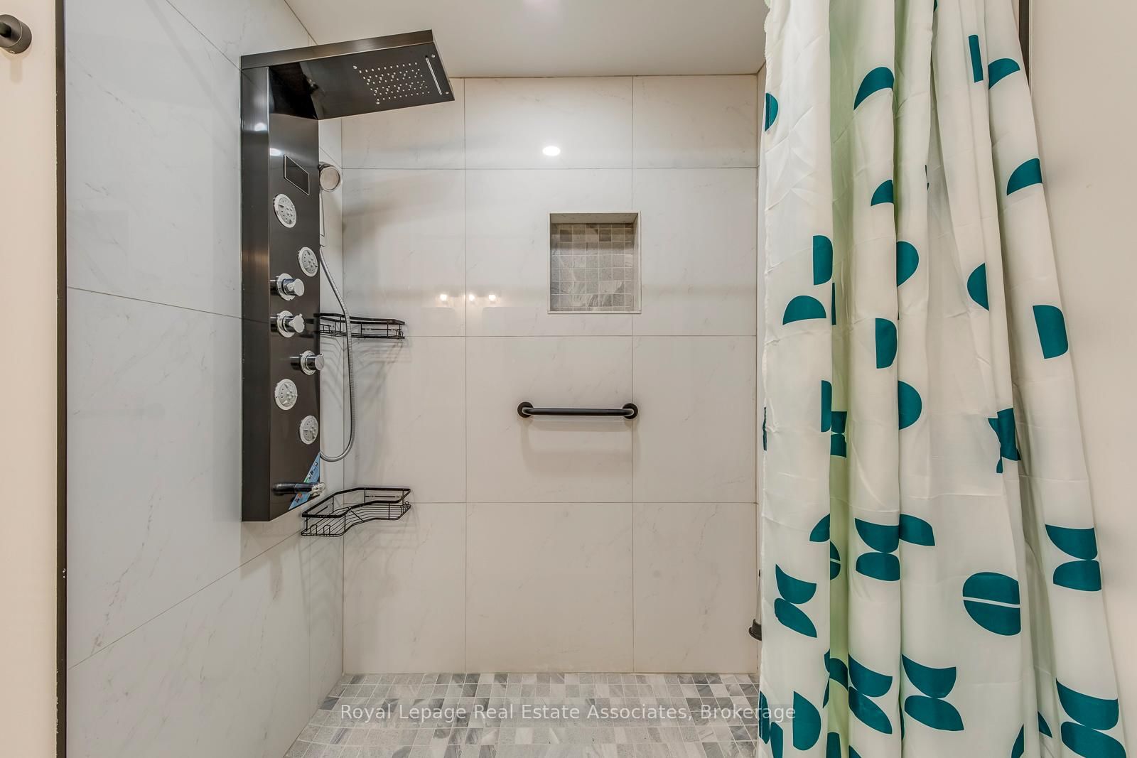 Semi-Detached House for sale at 37 Prouse Drive, Brampton, Ontario, L6V 3A3 - Brampton North - MLS: W12894338