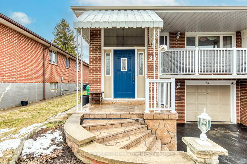 37 Prouse Dr, Brampton, L6V 3A3 | Image 3