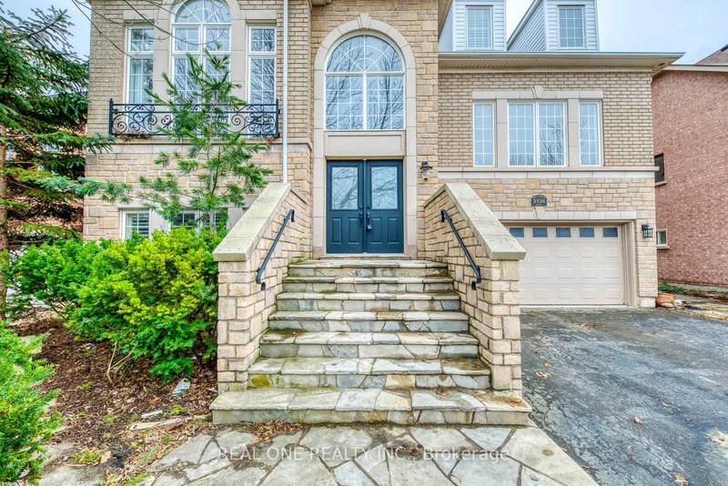 2326 Rockingham Dr, Oakville, L6H 7J4 | Image 2