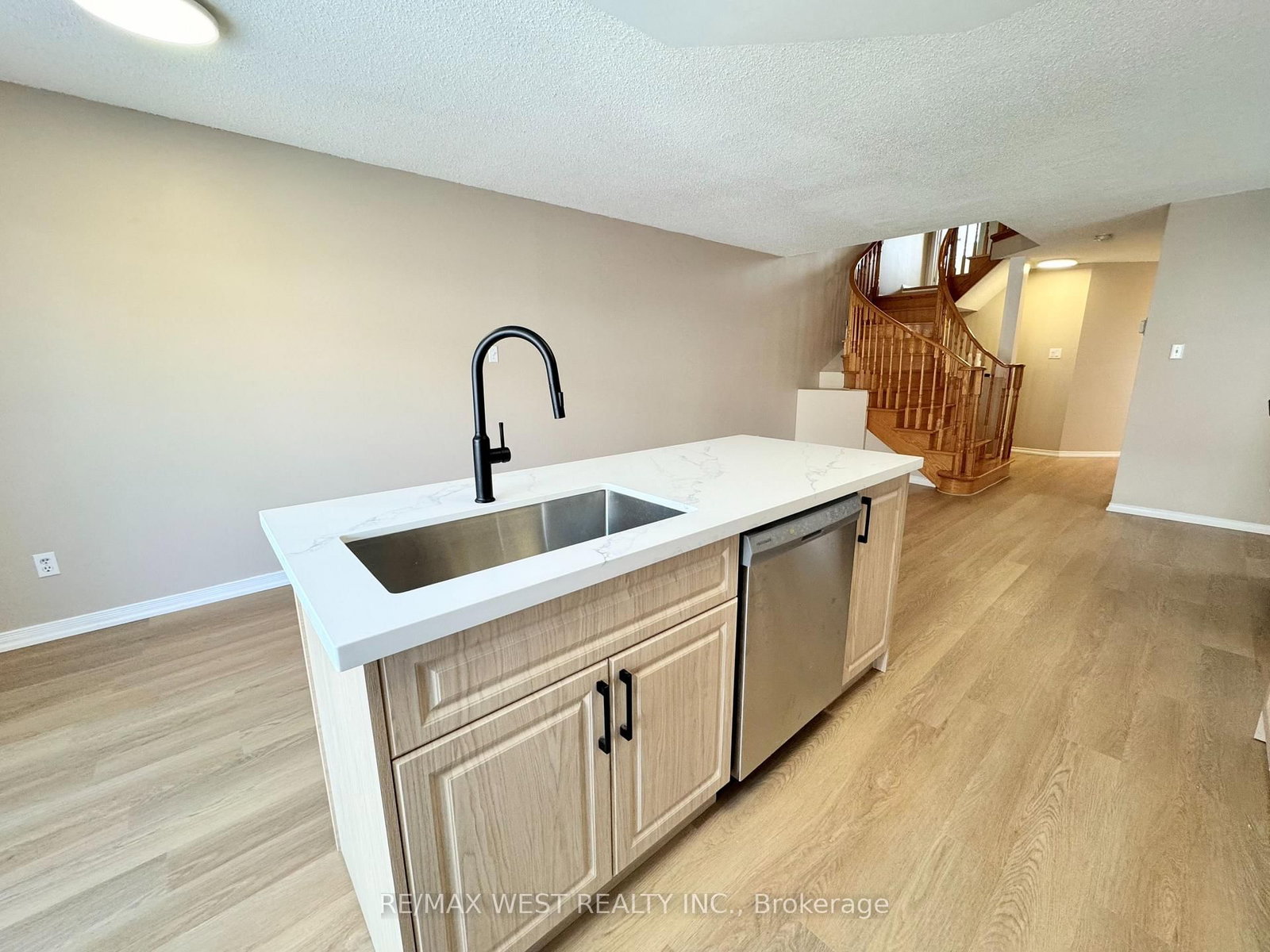 Semi-Detached House for sale at 269 Pressed Brick Drive, Brampton, Ontario, L6V 4L2 - Brampton North - MLS: W12894594