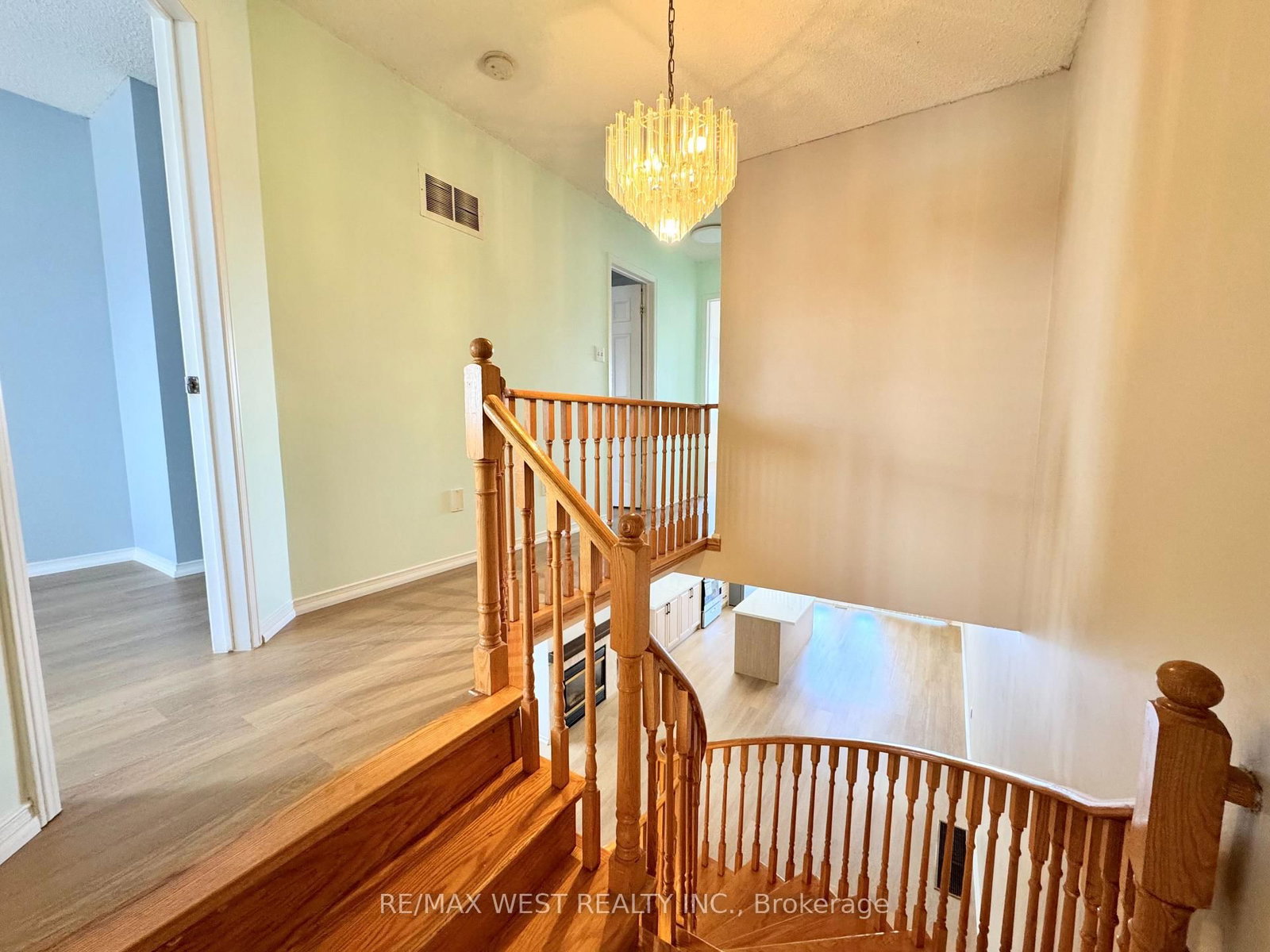 Semi-Detached House for sale at 269 Pressed Brick Drive, Brampton, Ontario, L6V 4L2 - Brampton North - MLS: W12894594