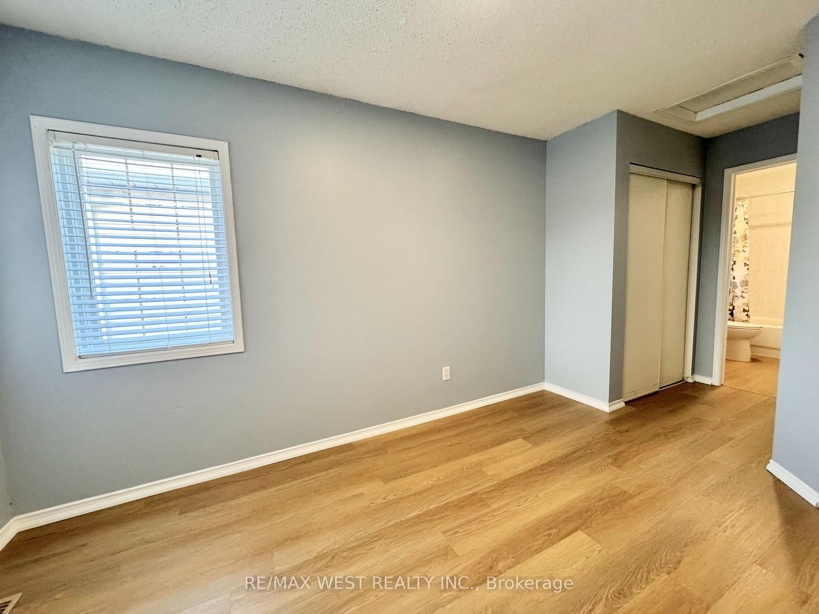 Semi-Detached House for sale at 269 Pressed Brick Drive, Brampton, Ontario, L6V 4L2 - Brampton North - MLS: W12894594