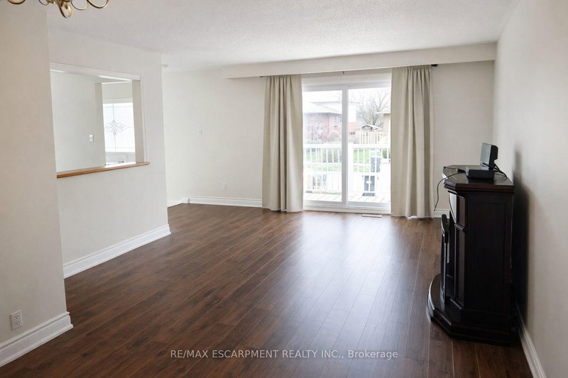 2003 Carrera Lane, Mississauga, L5J 2X3 | Image 2