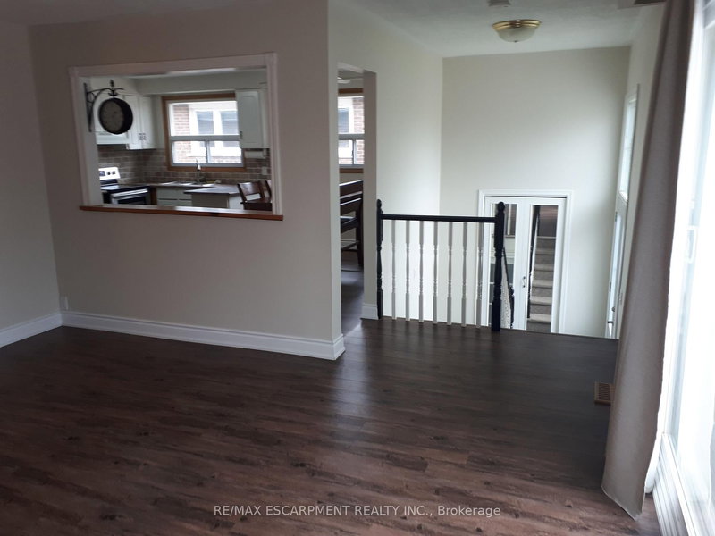 2003 Carrera Lane, Mississauga, L5J 2X3 | Image 3