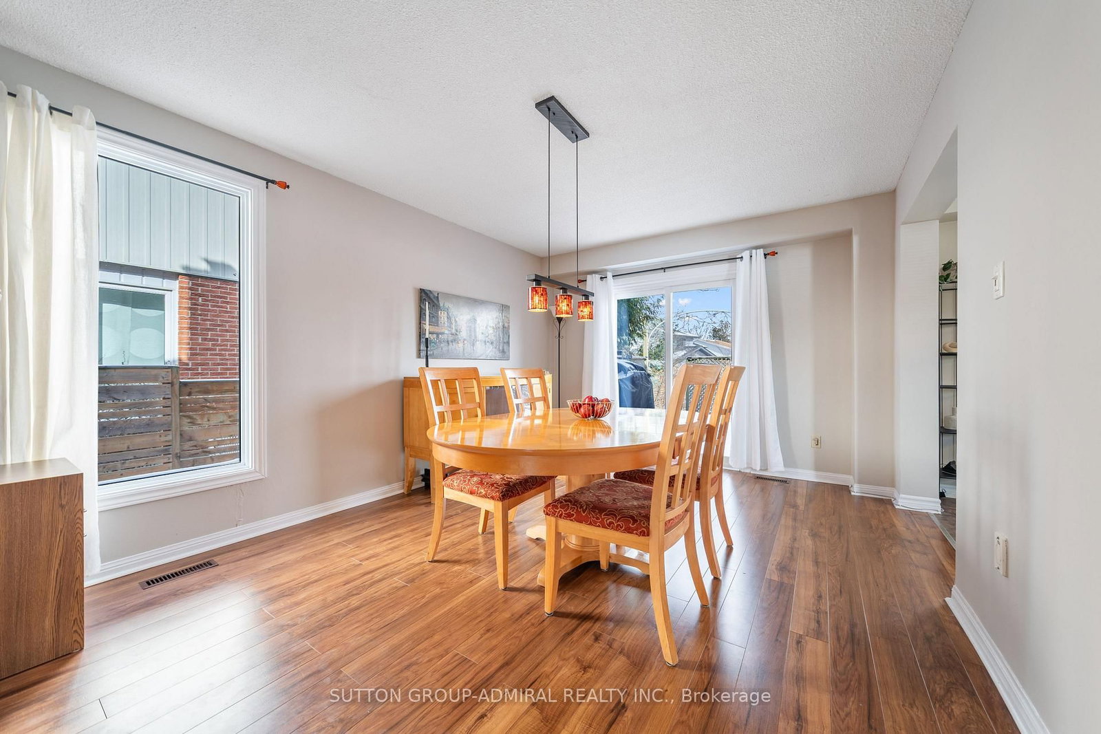 Detached House for sale at 195 Ridge Road, Caledon, Ontario, L7E 4V8 - Bolton West - MLS: W12894736