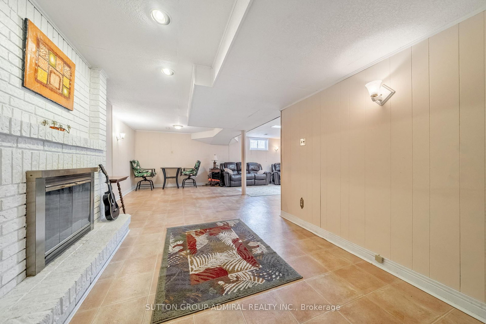 Detached House for sale at 195 Ridge Road, Caledon, Ontario, L7E 4V8 - Bolton West - MLS: W12894736