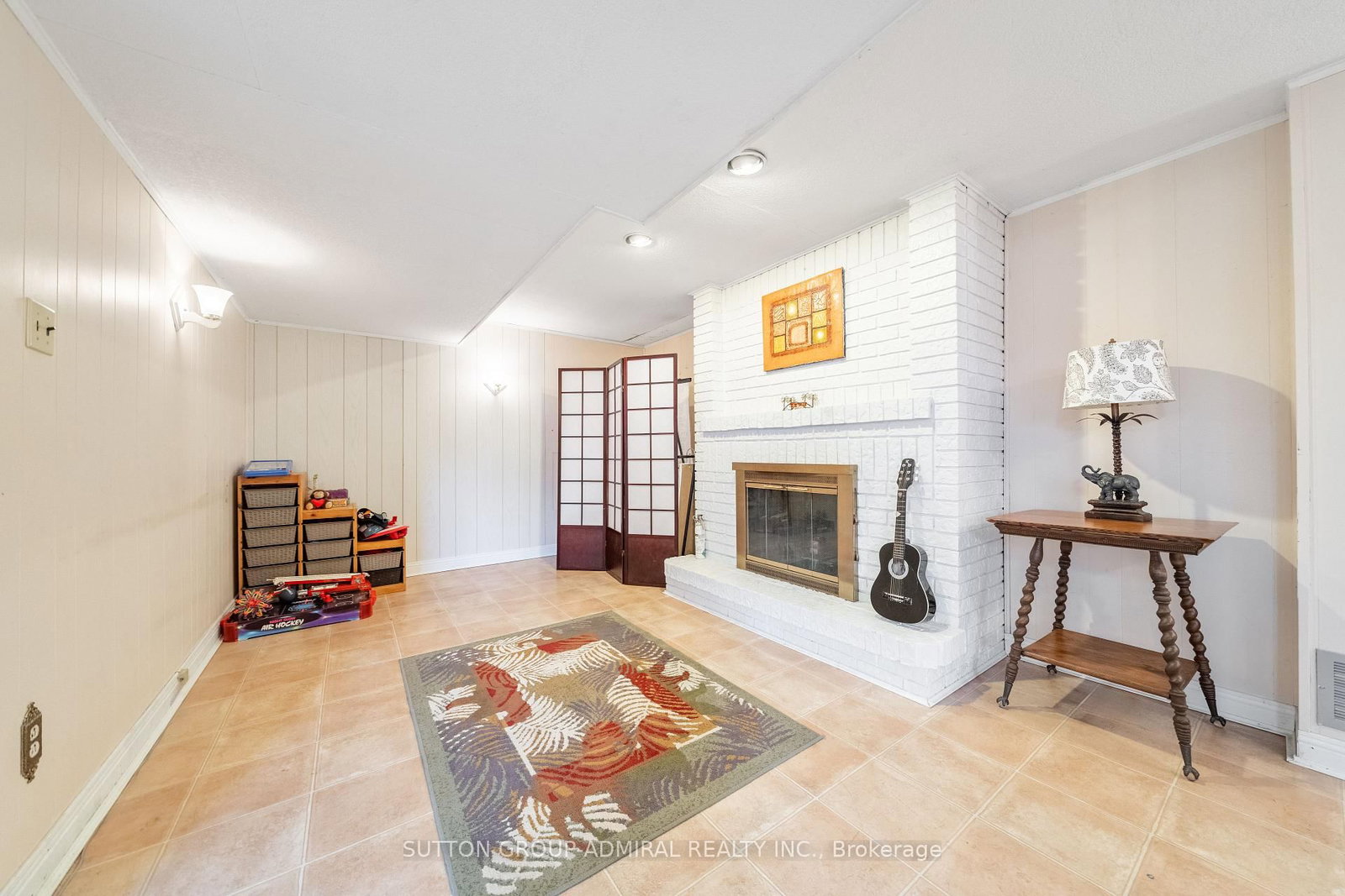 Detached House for sale at 195 Ridge Road, Caledon, Ontario, L7E 4V8 - Bolton West - MLS: W12894736