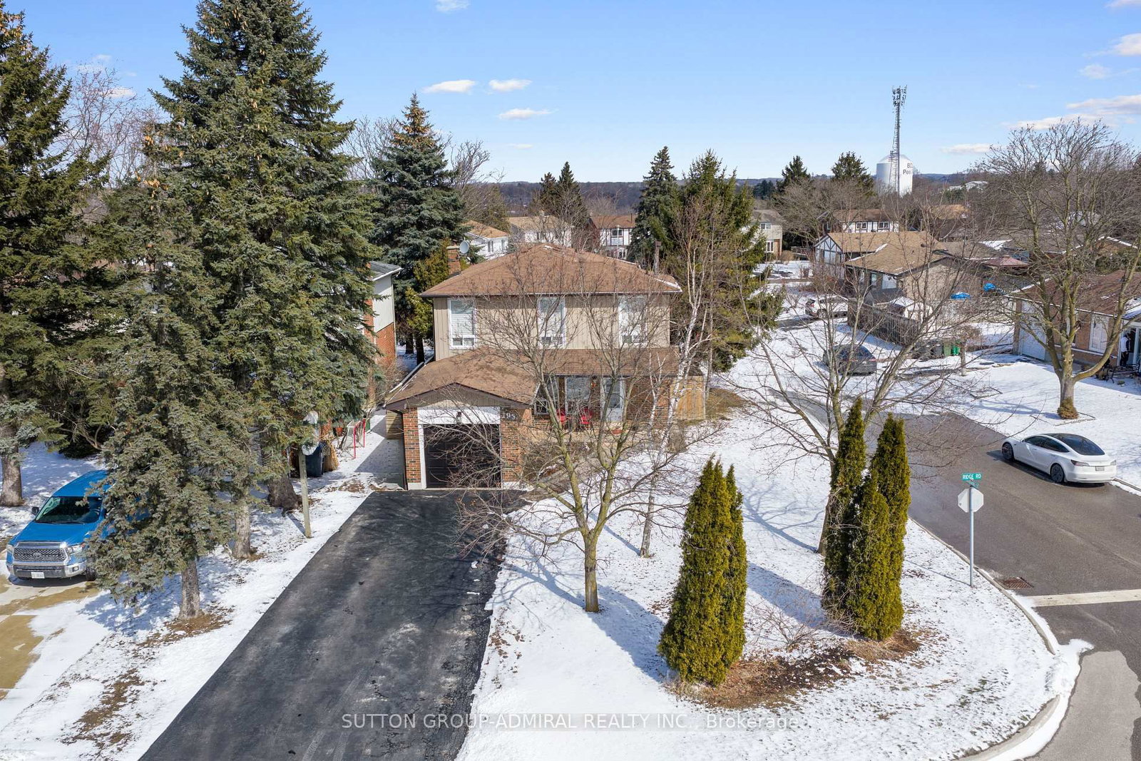 Detached House for sale at 195 Ridge Road, Caledon, Ontario, L7E 4V8 - Bolton West - MLS: W12894736