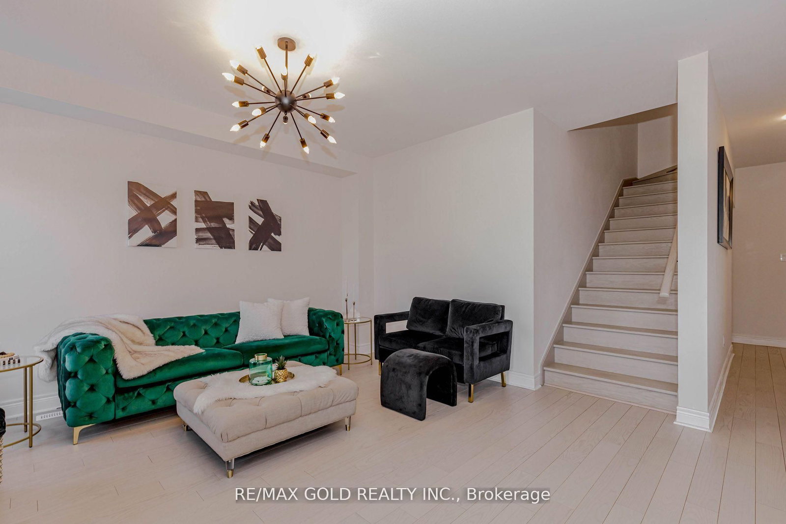 Detached House for sale at 18 Branigan Crescent, Halton Hills, Ontario, L7G 0N2 - Georgetown - MLS: W12895312