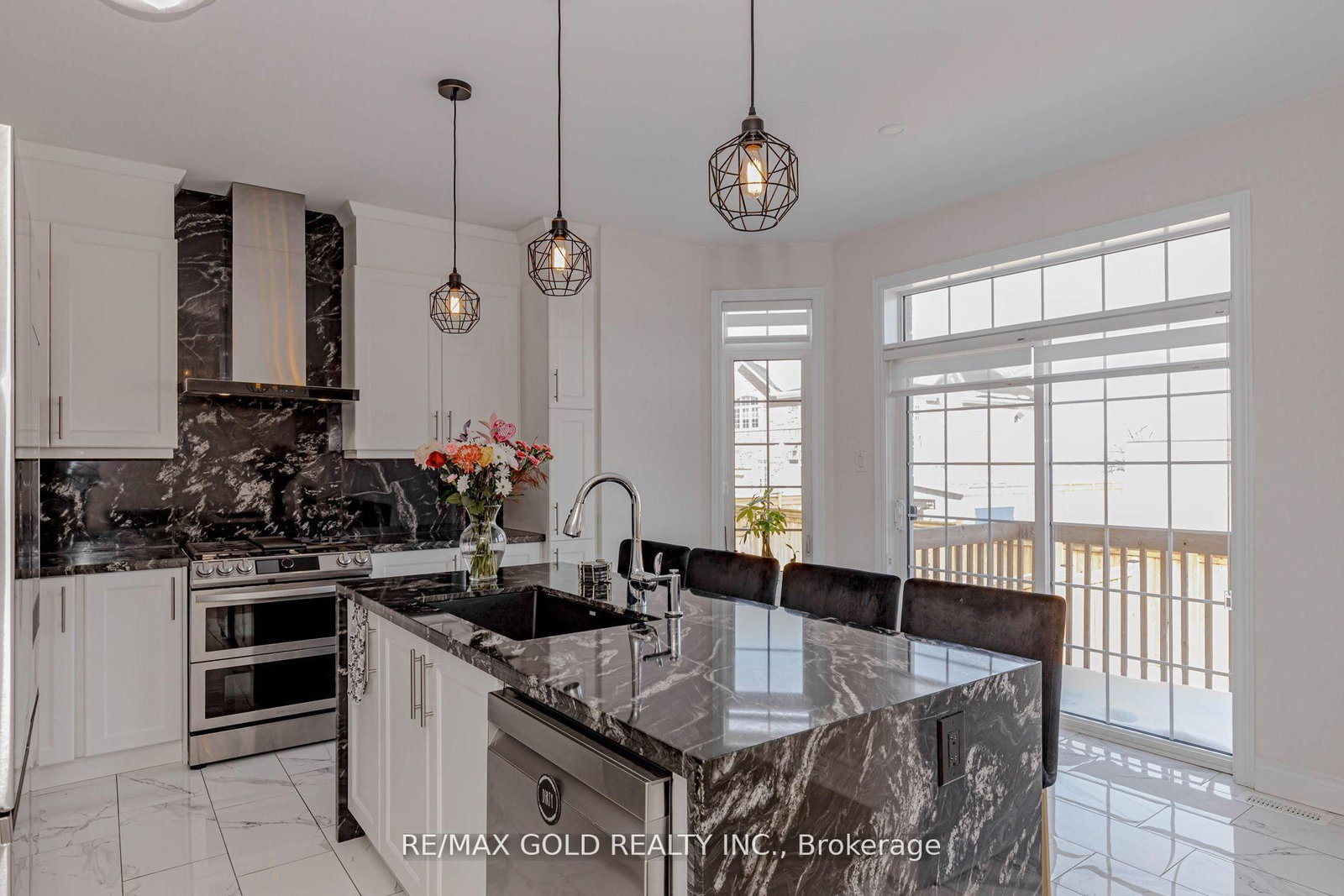 Detached House for sale at 18 Branigan Crescent, Halton Hills, Ontario, L7G 0N2 - Georgetown - MLS: W12895312