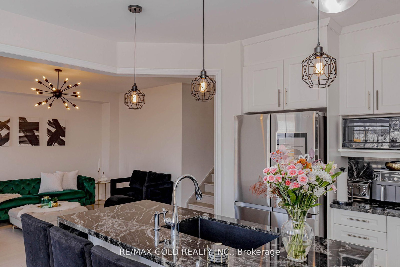 Detached House for sale at 18 Branigan Crescent, Halton Hills, Ontario, L7G 0N2 - Georgetown - MLS: W12895312