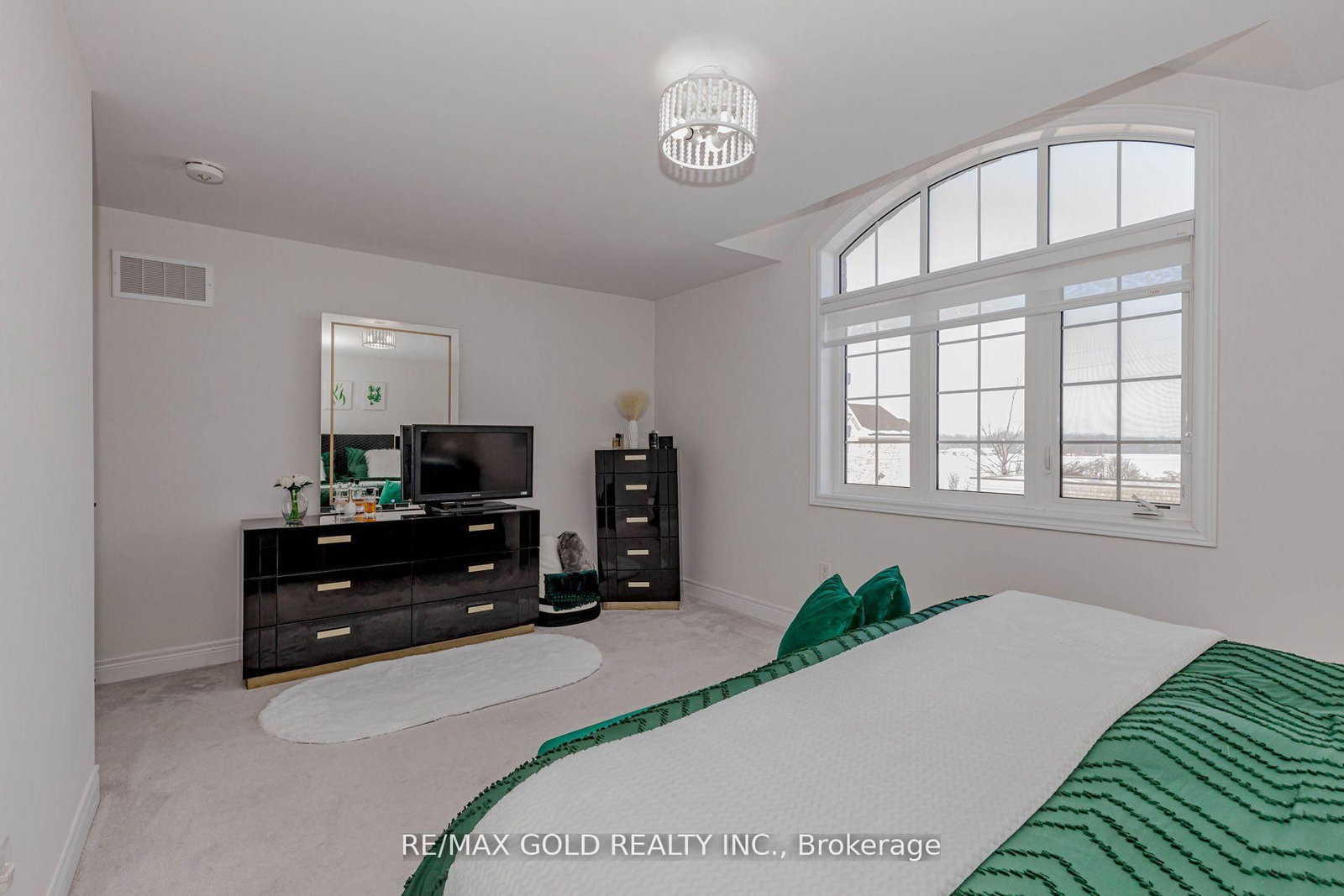 Detached House for sale at 18 Branigan Crescent, Halton Hills, Ontario, L7G 0N2 - Georgetown - MLS: W12895312