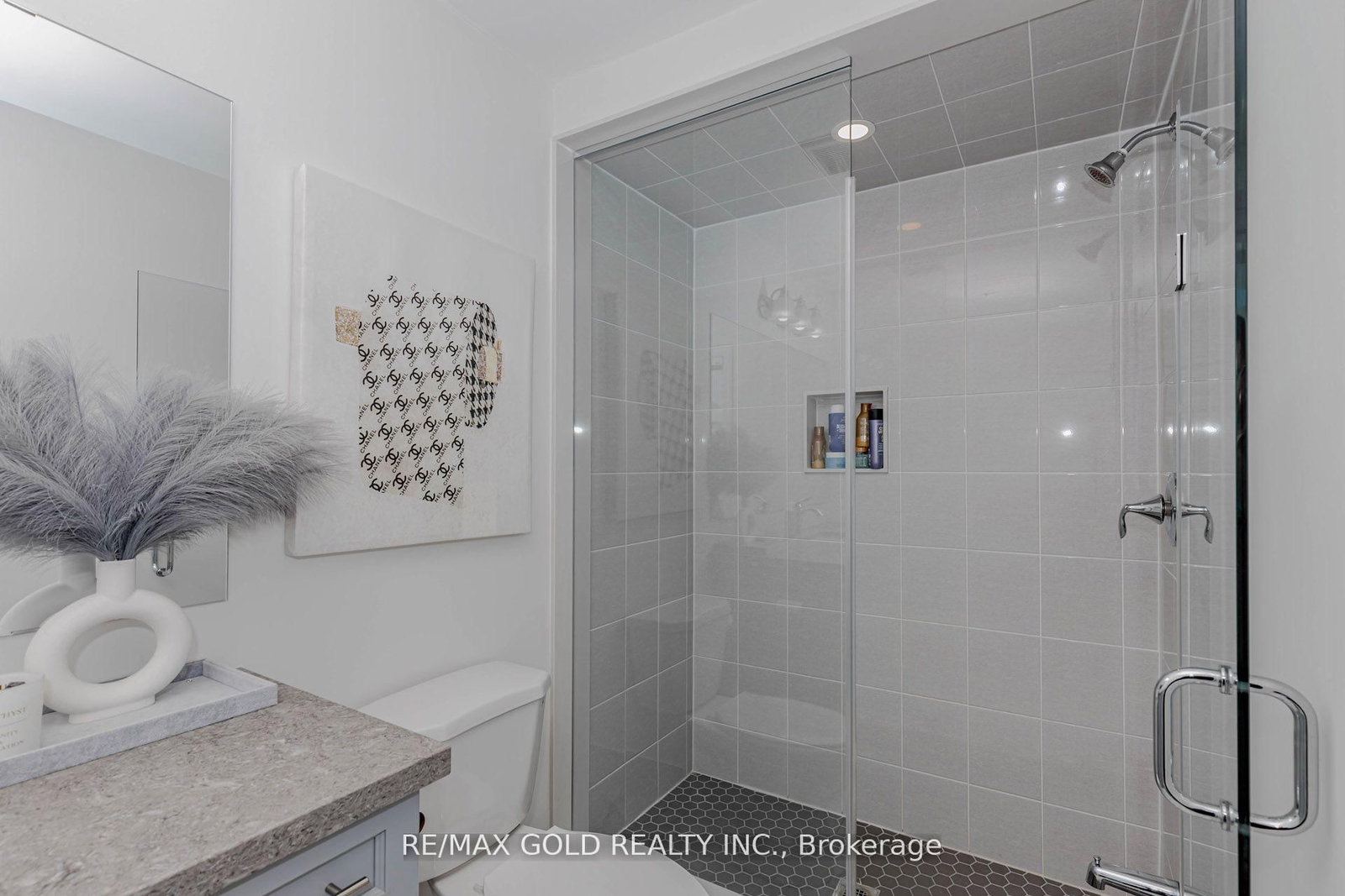 Detached House for sale at 18 Branigan Crescent, Halton Hills, Ontario, L7G 0N2 - Georgetown - MLS: W12895312