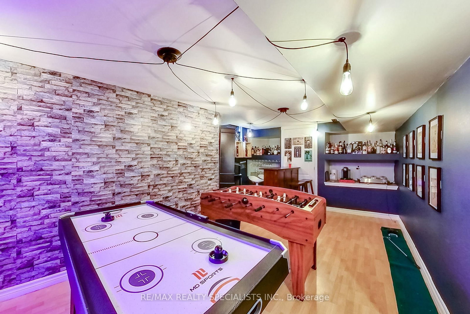 Detached House for sale at 714 TRUDEAU Drive, Milton, Ontario, L9T 5L3 - Beaty - MLS: W12895502