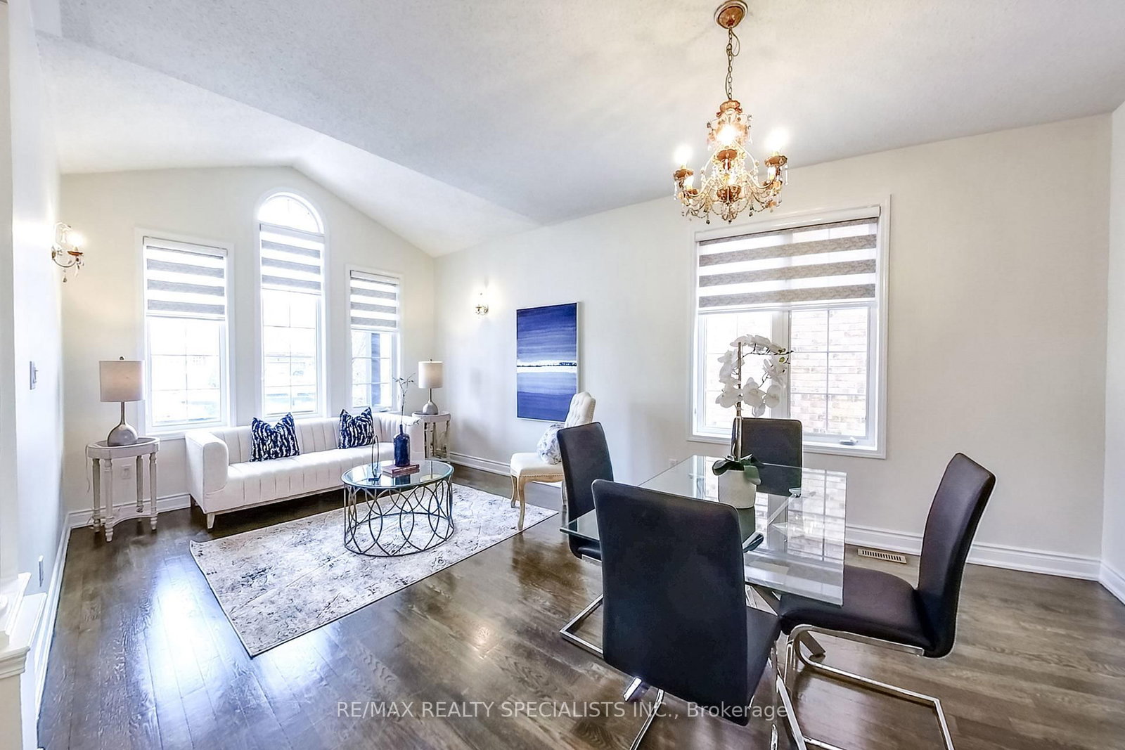 Detached House for sale at 714 TRUDEAU Drive, Milton, Ontario, L9T 5L3 - Beaty - MLS: W12895502