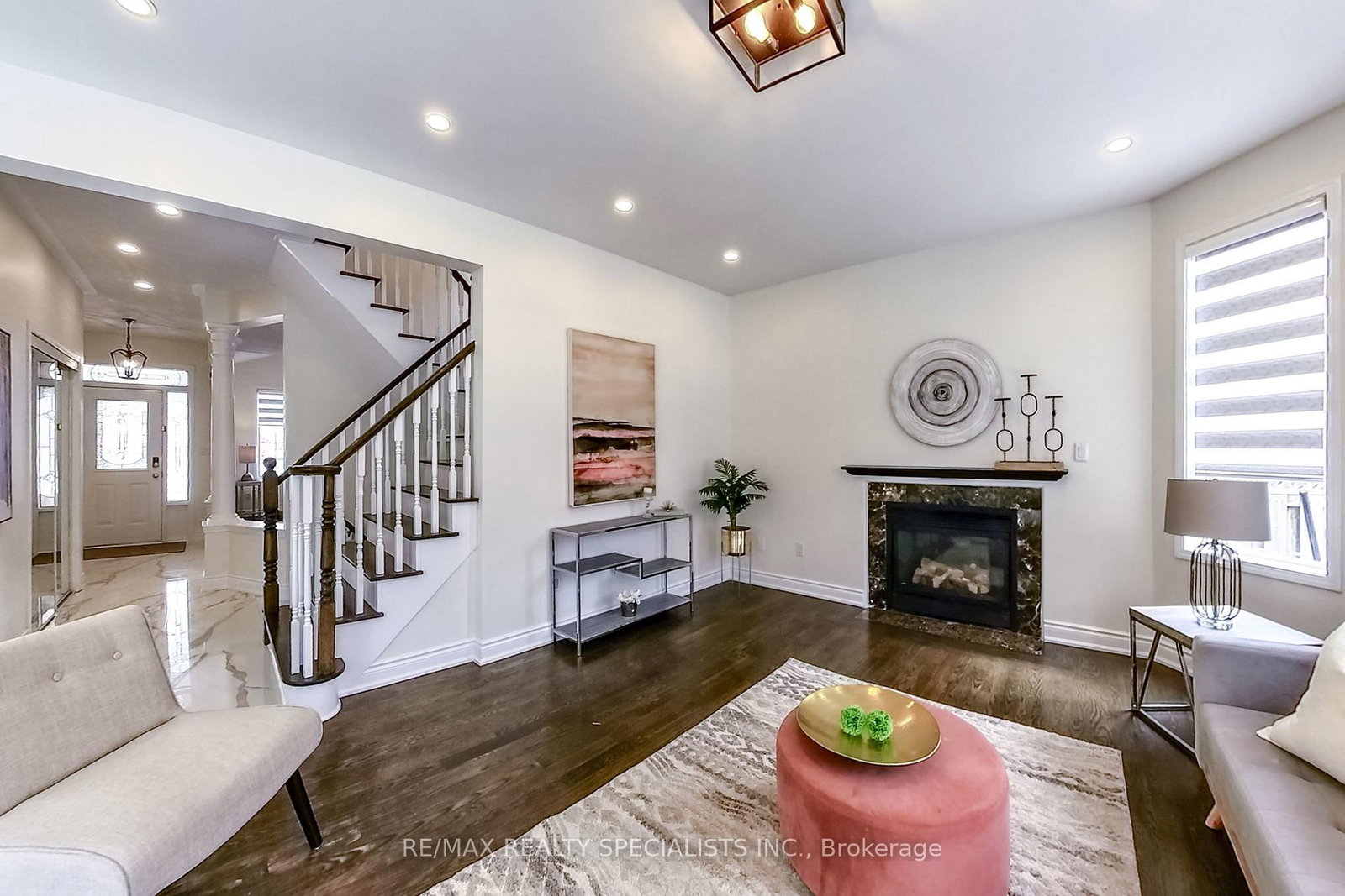 Detached House for sale at 714 TRUDEAU Drive, Milton, Ontario, L9T 5L3 - Beaty - MLS: W12895502