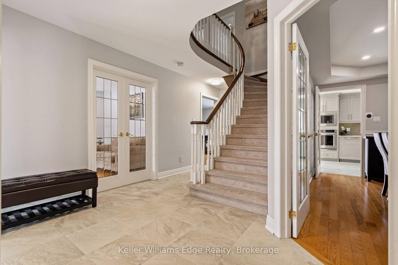 6760 Dillingwood Dr, Mississauga, L5N 7A2 | Image 3