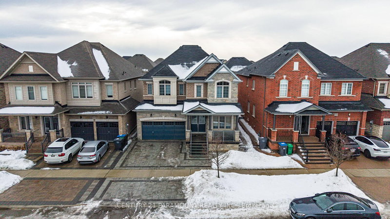 563 Dougall Ave E, Caledon, L7C 3Z4 | Image 3