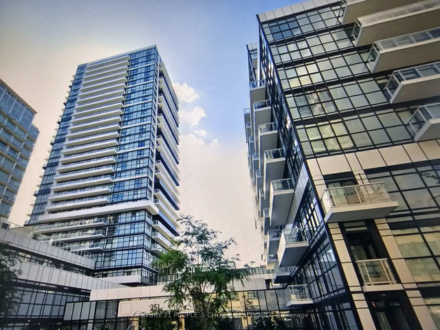 729 - 251 Manitoba Street