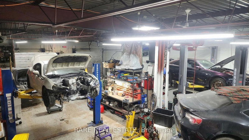 10-11 - 227 Advance Blvd, Brampton, L6T 4J3 | Image 3