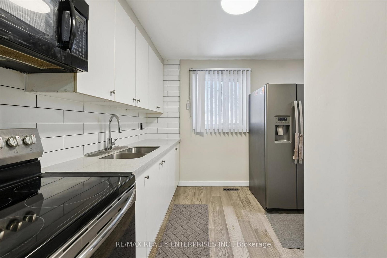 Townhouse for sale at 70-105 Hansen Road, Brampton, Ontario, L6V 3C9 - Madoc - MLS: W12895908