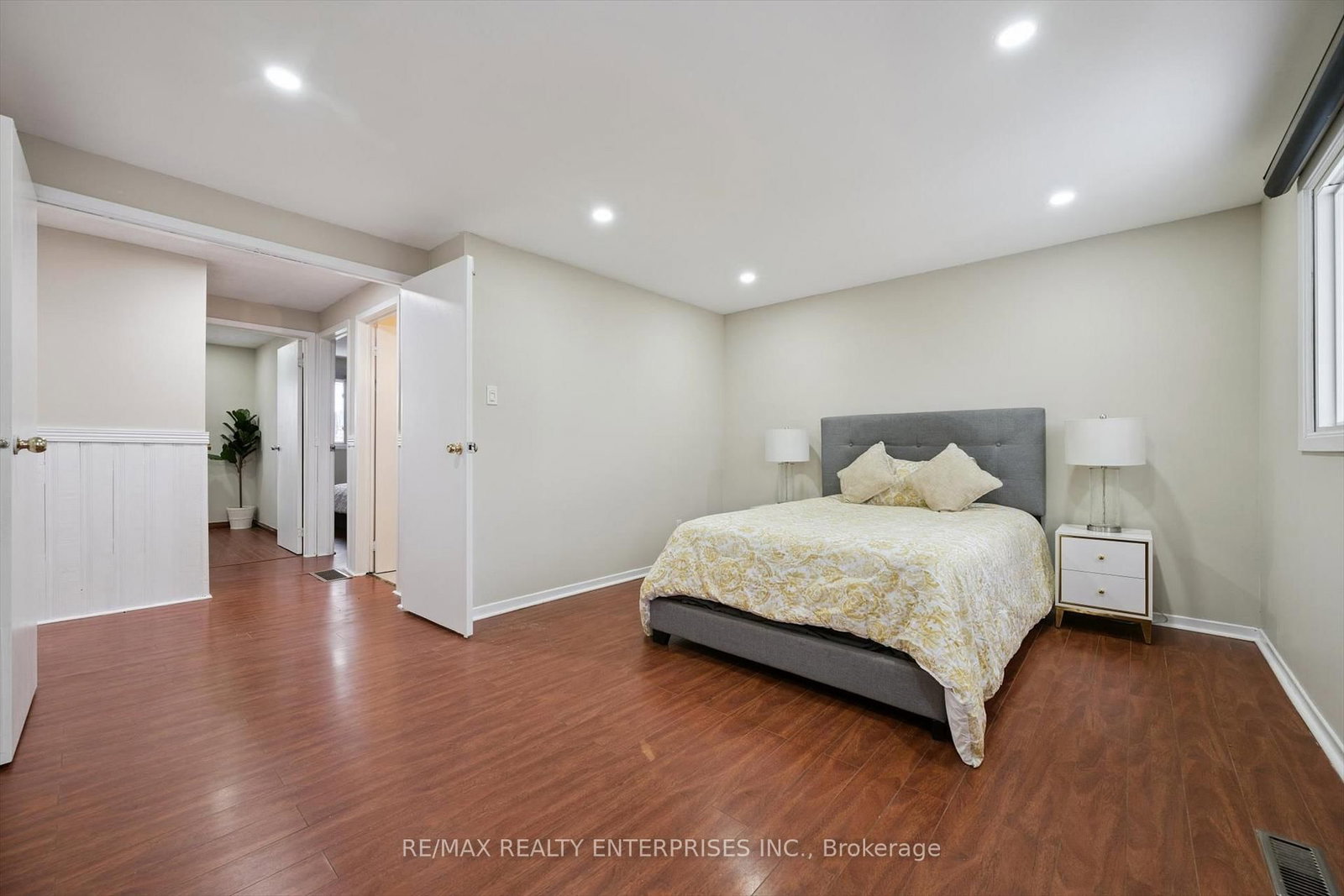 Townhouse for sale at 70-105 Hansen Road, Brampton, Ontario, L6V 3C9 - Madoc - MLS: W12895908