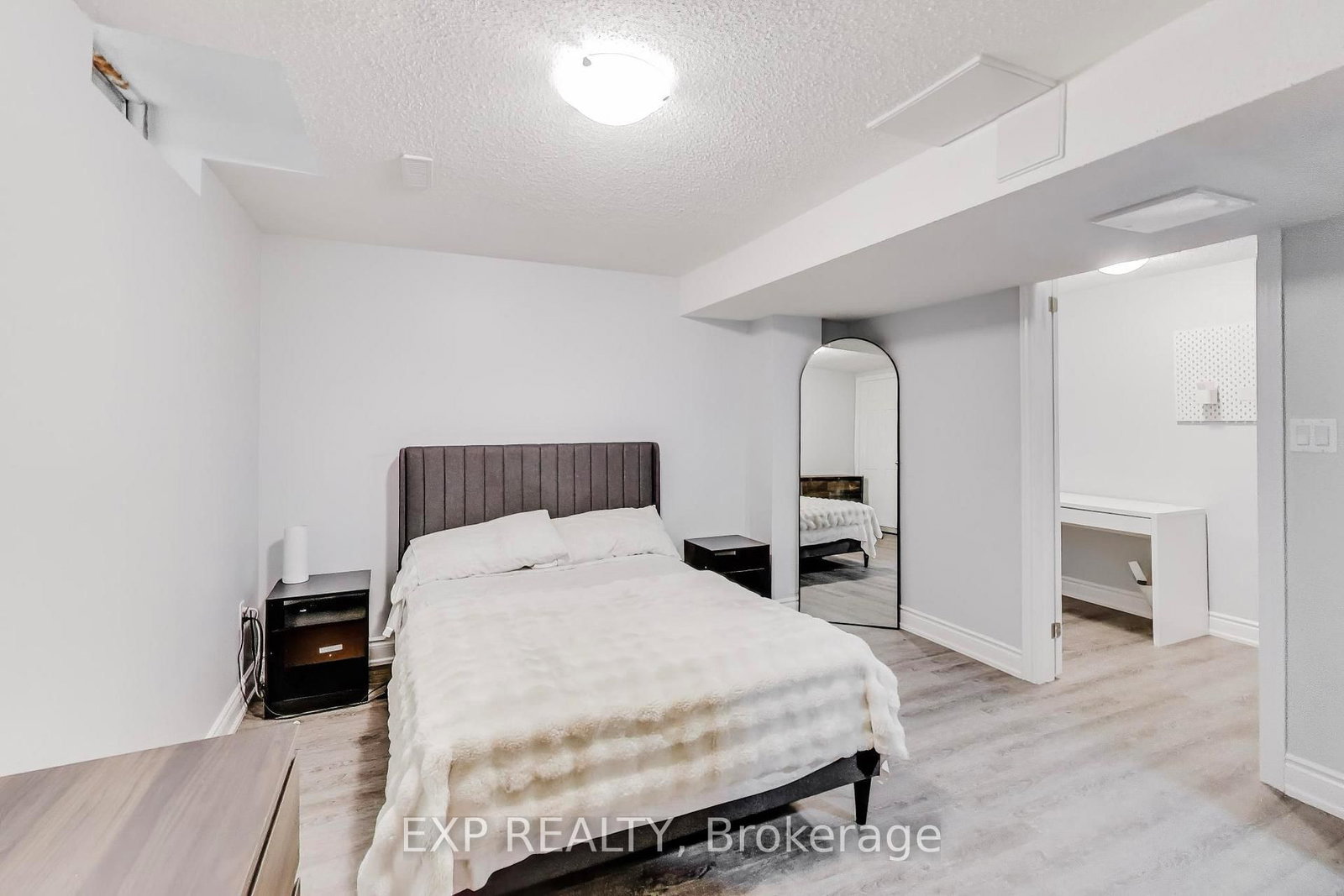 Townhouse for sale at 83 Wickstead Court, Brampton, Ontario, L6R 1N8 - Sandringham-Wellington - MLS: W12895974