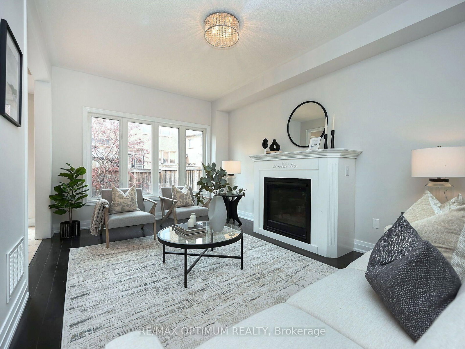 Detached House for sale at 28 Fallharvest Avenue, Brampton, Ontario, L6Y 0P2 - Bram West - MLS: W12896156