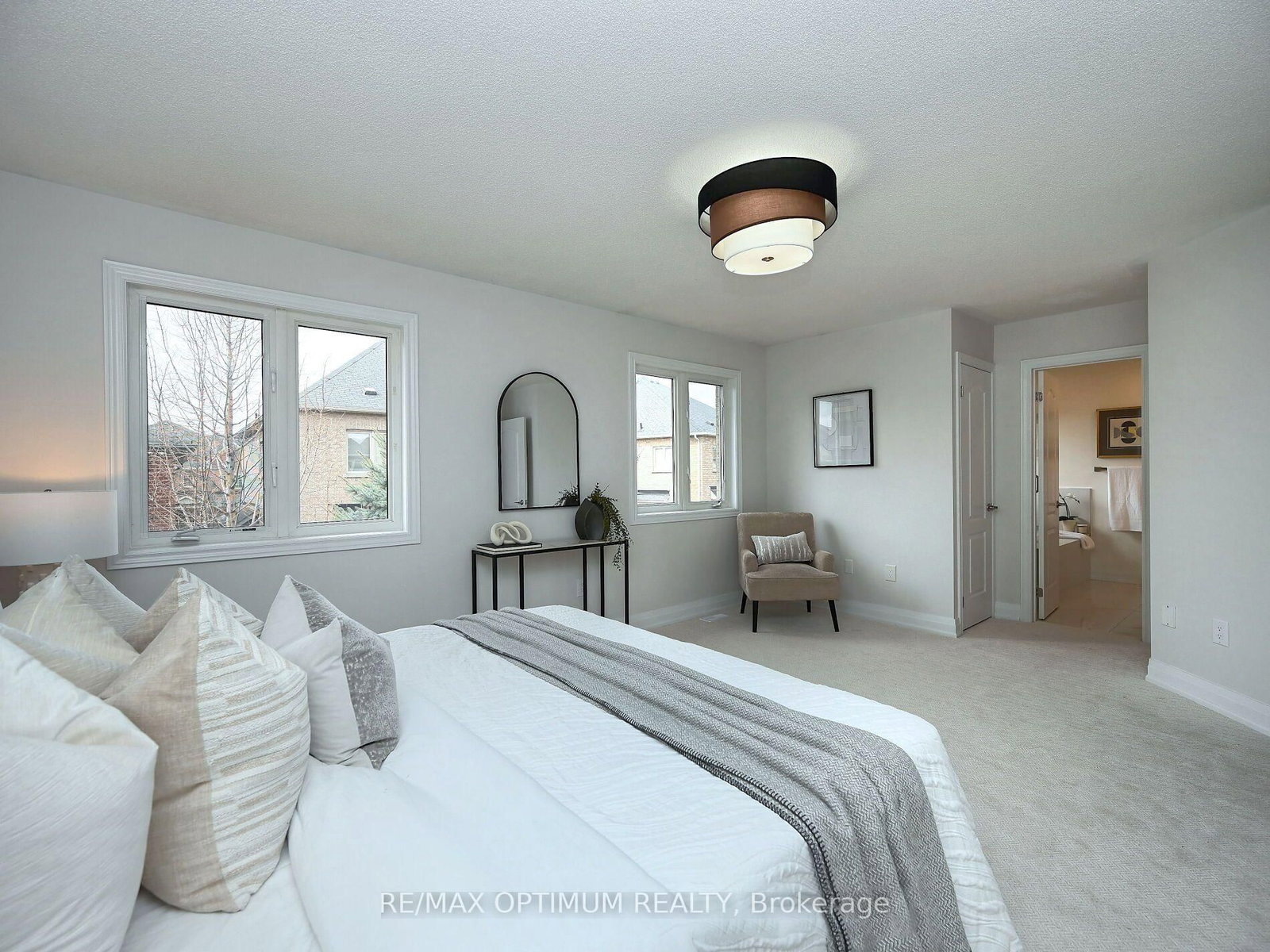 Detached House for sale at 28 Fallharvest Avenue, Brampton, Ontario, L6Y 0P2 - Bram West - MLS: W12896156