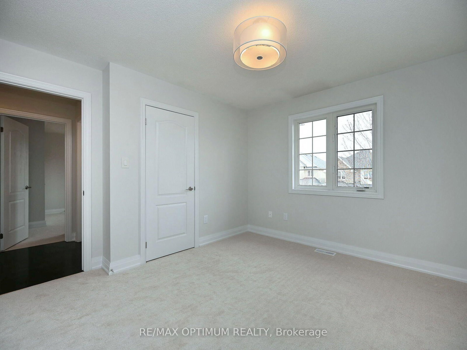 Detached House for sale at 28 Fallharvest Avenue, Brampton, Ontario, L6Y 0P2 - Bram West - MLS: W12896156