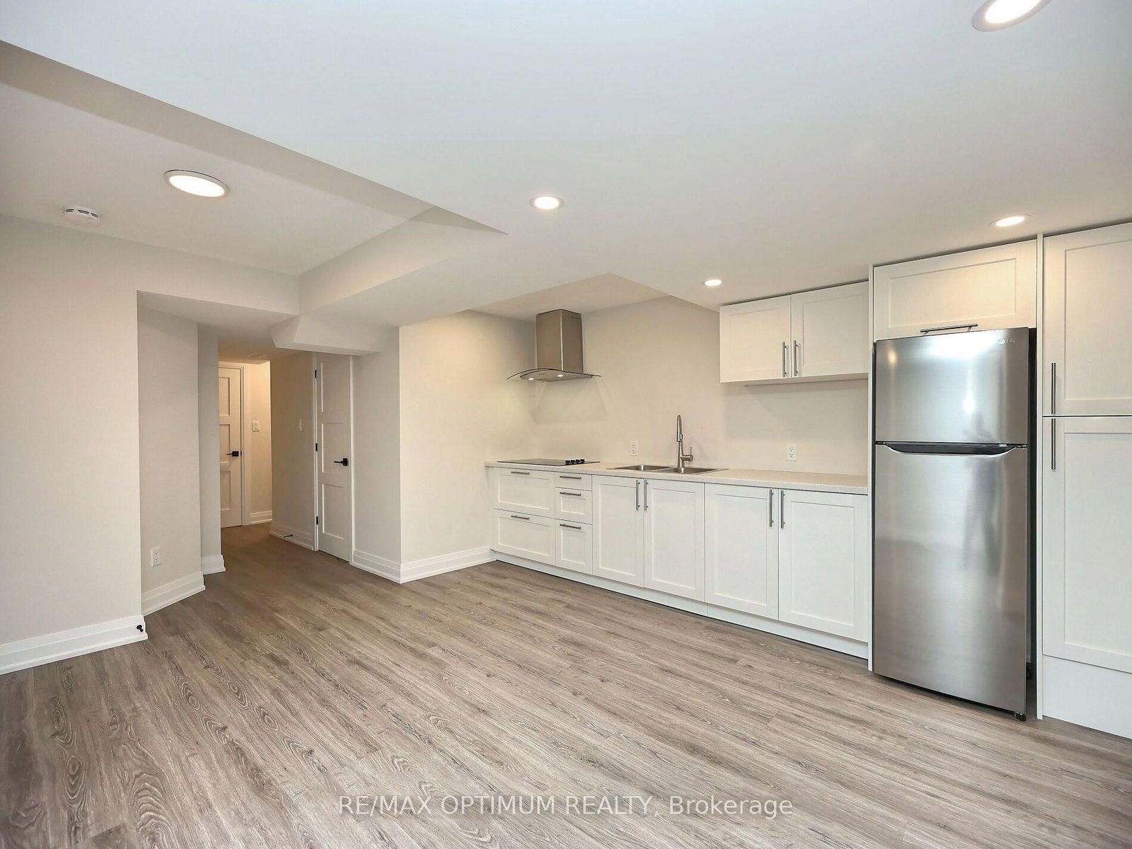 Detached House for sale at 28 Fallharvest Avenue, Brampton, Ontario, L6Y 0P2 - Bram West - MLS: W12896156