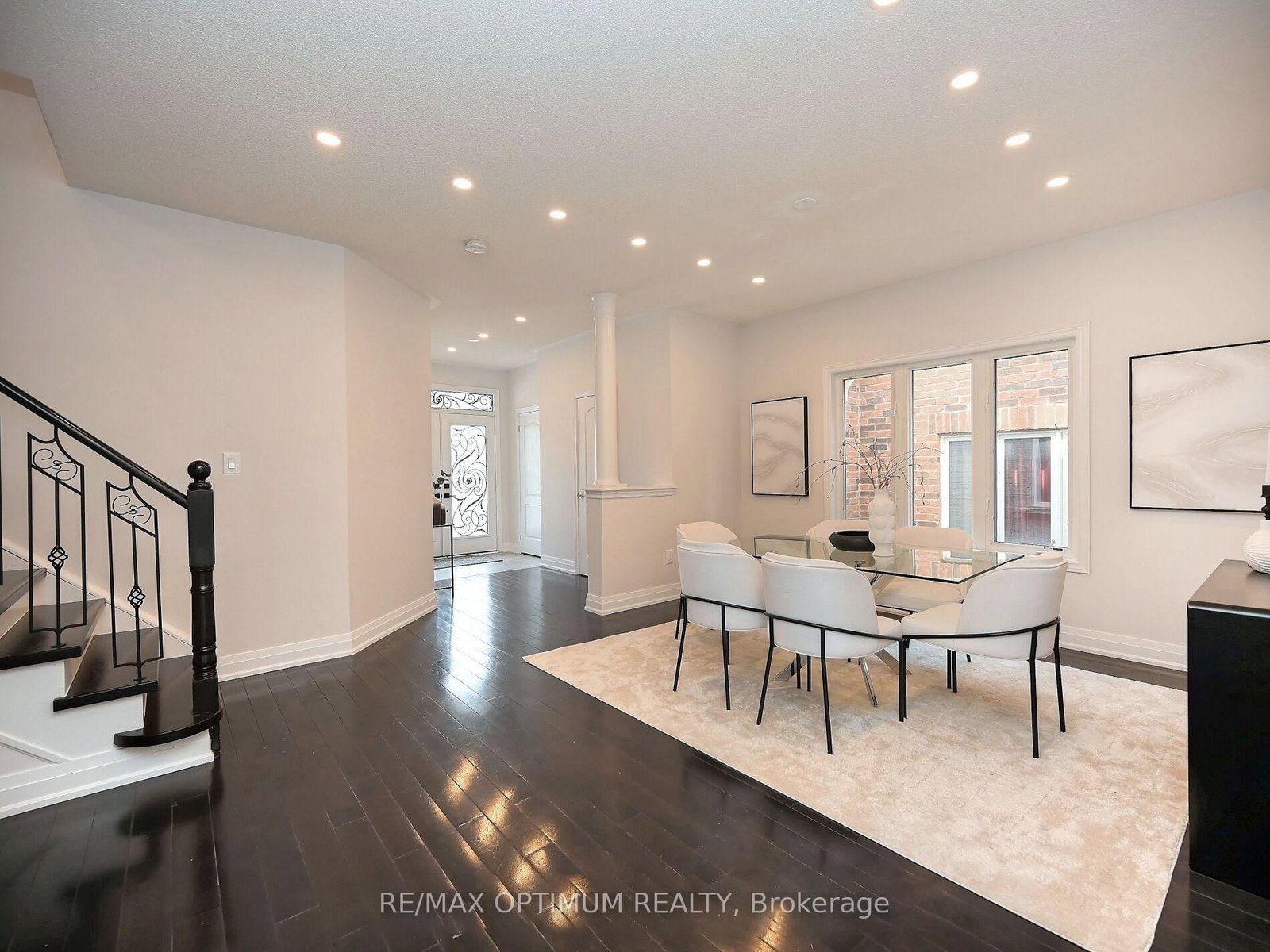 Detached House for sale at 28 Fallharvest Avenue, Brampton, Ontario, L6Y 0P2 - Bram West - MLS: W12896156