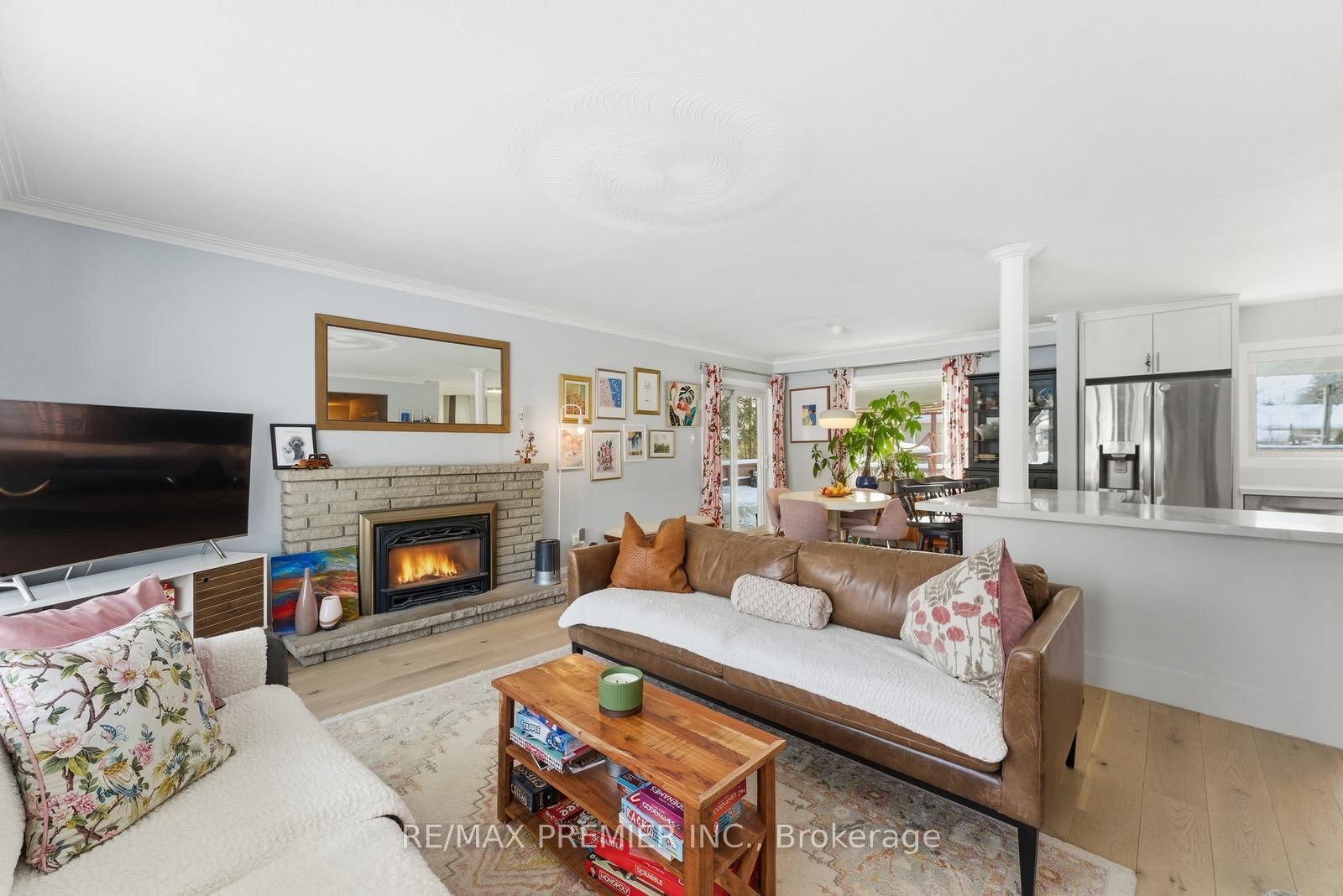 Detached House for sale at 368 Lees Lane, Oakville, Ontario, L6L 4S5 - West - MLS: W12896508