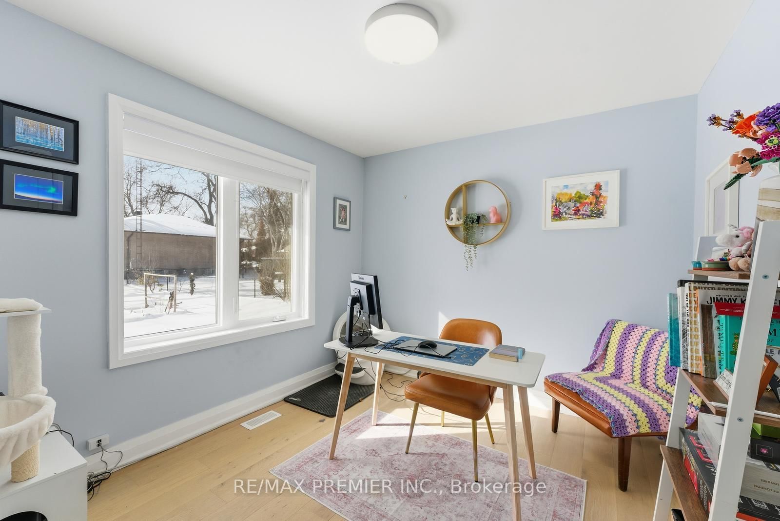 Detached House for sale at 368 Lees Lane, Oakville, Ontario, L6L 4S5 - West - MLS: W12896508