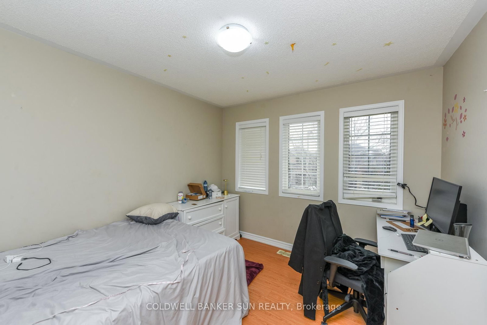 Detached House for sale at 21 Sunnyview Road, Brampton, Ontario, L7A 3E4 - Fletcher's Meadow - MLS: W12896580