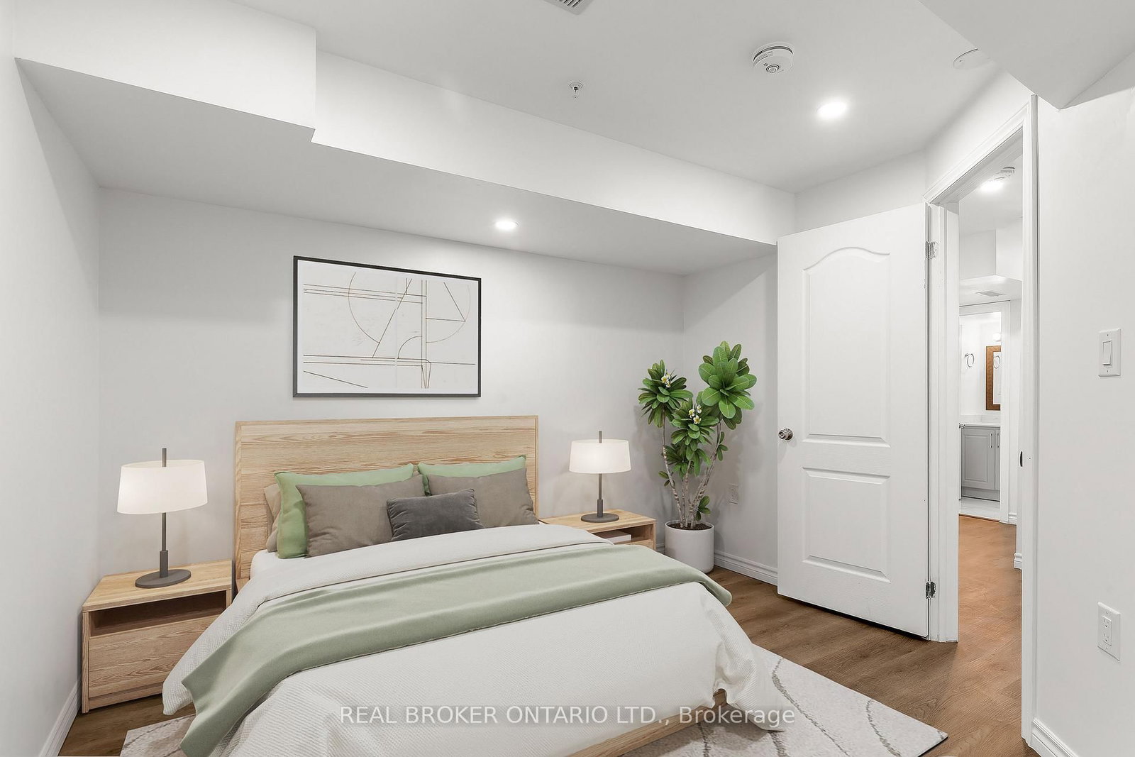 Detached House for lease at Basement-392 Clarkson Gate, Milton, Ontario, L9E 0B8 - Ford - MLS: W12896756