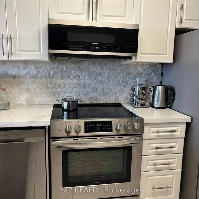 2009 - 236 Albion Road