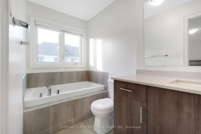 477 Izumi Milton,ON L9E 1J7 — Photo 17