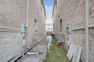 477 Izumi Milton,ON L9E 1J7 — Photo 32