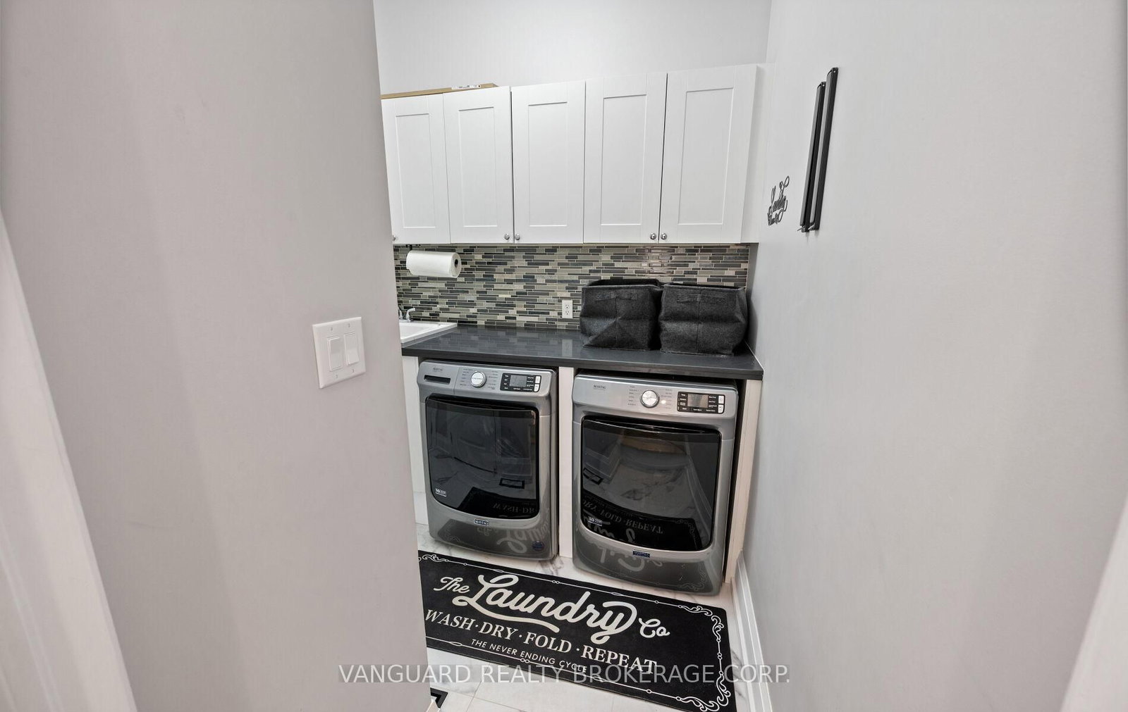 Detached House for sale at 1130 Little Crescent, Milton, Ontario, L9T 6T2 - Clarke - MLS: W12897178