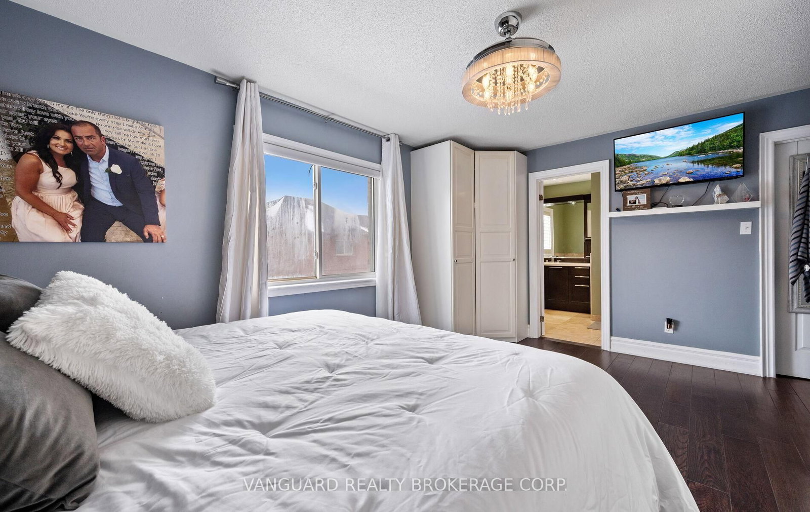 Detached House for sale at 1130 Little Crescent, Milton, Ontario, L9T 6T2 - Clarke - MLS: W12897178