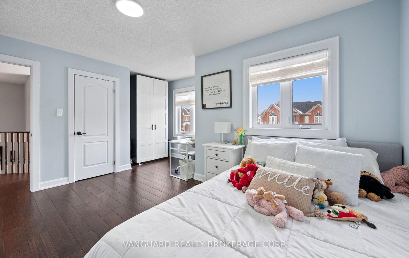 Detached House for sale at 1130 Little Crescent, Milton, Ontario, L9T 6T2 - Clarke - MLS: W12897178