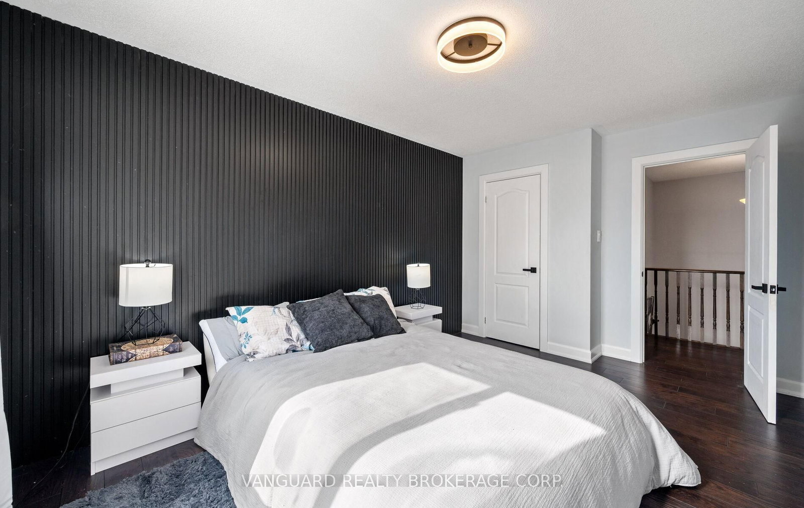 Detached House for sale at 1130 Little Crescent, Milton, Ontario, L9T 6T2 - Clarke - MLS: W12897178