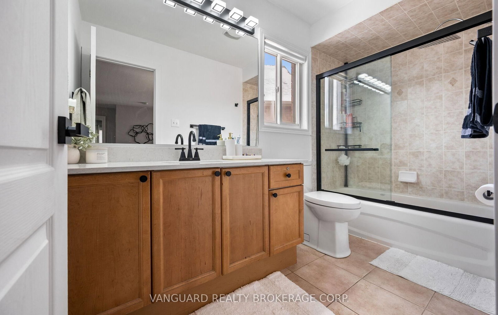 Detached House for sale at 1130 Little Crescent, Milton, Ontario, L9T 6T2 - Clarke - MLS: W12897178