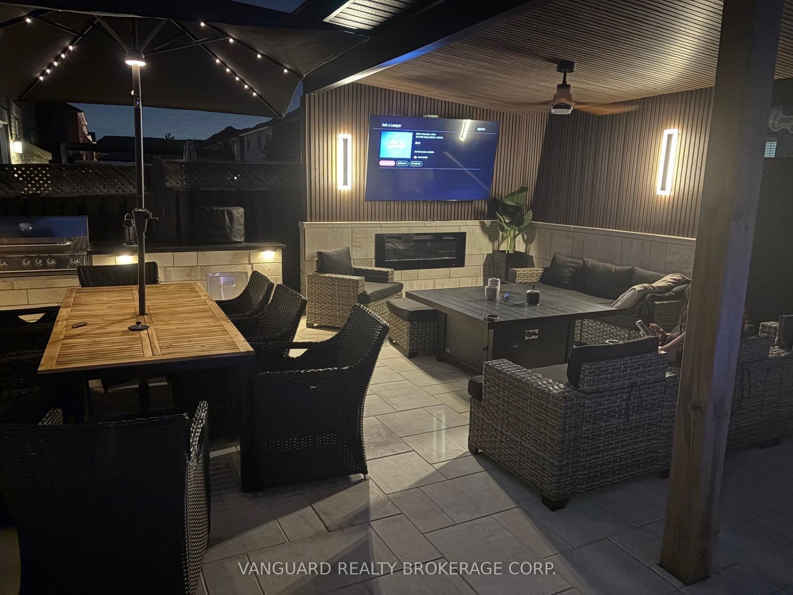 Detached House for sale at 1130 Little Crescent, Milton, Ontario, L9T 6T2 - Clarke - MLS: W12897178