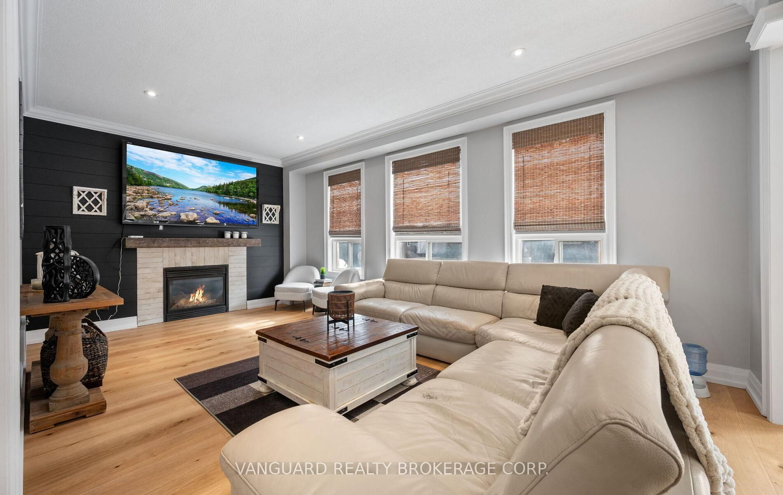 Detached House for sale at 1130 Little Crescent, Milton, Ontario, L9T 6T2 - Clarke - MLS: W12897178