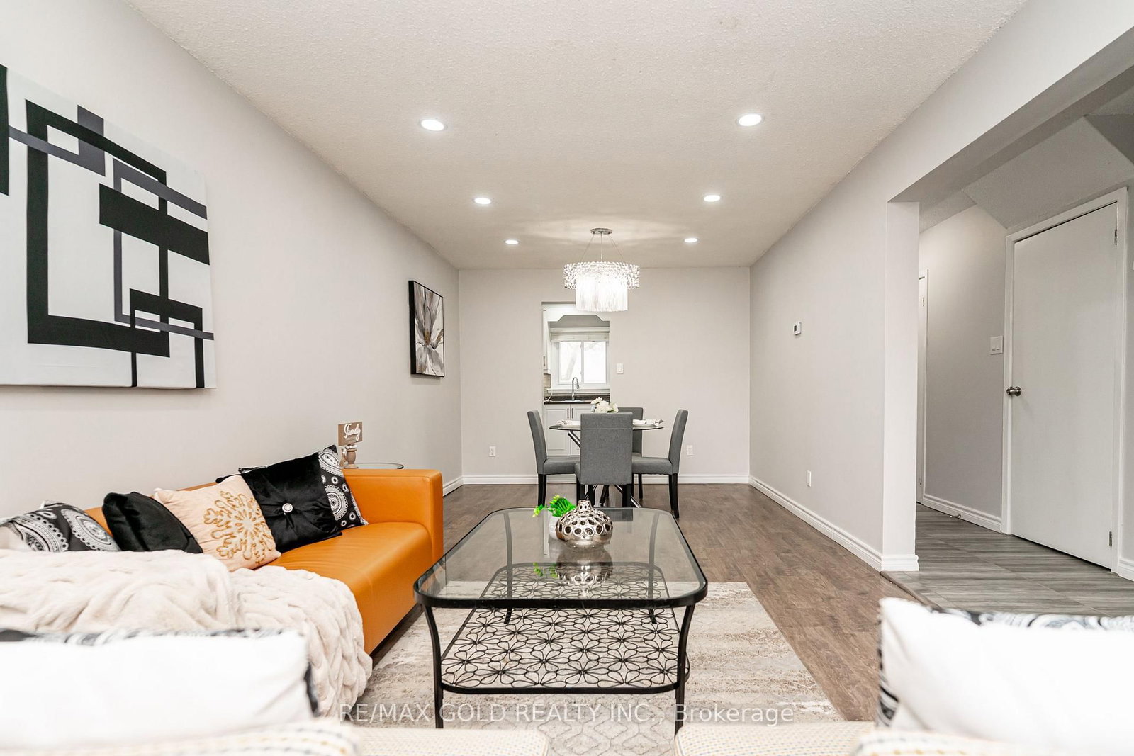 Townhouse for sale at 75-75 Mcmullen Crescent, Brampton, Ontario, L6S 3M2 - Central Park - MLS: W12897228